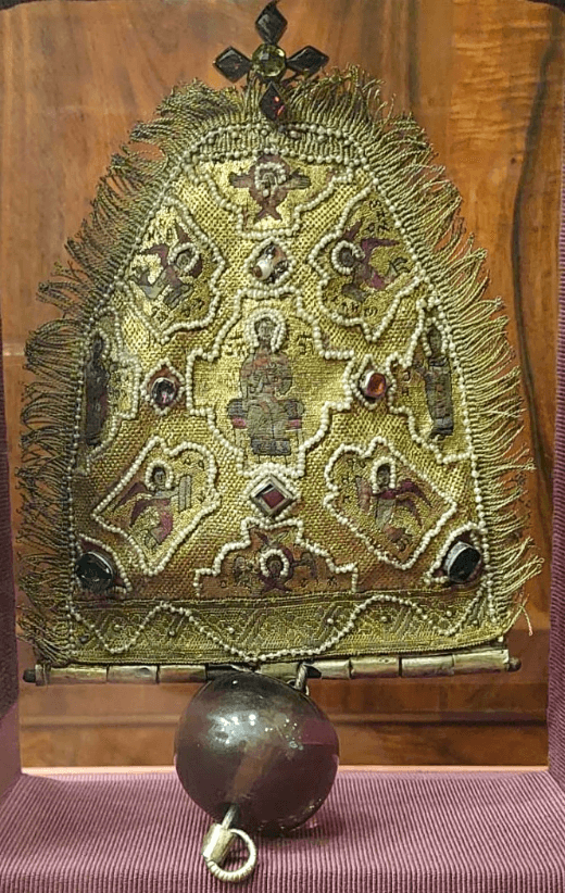 Mešec svätého Štefana. Cisárska pokladnica Viedeň Izba II INV. NO. Štátna pokladnica, GS Kapitola 186. Foto: Archív autora.